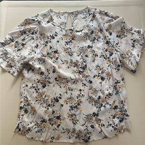 Abercrombie & Fitch Floral Patterned Top